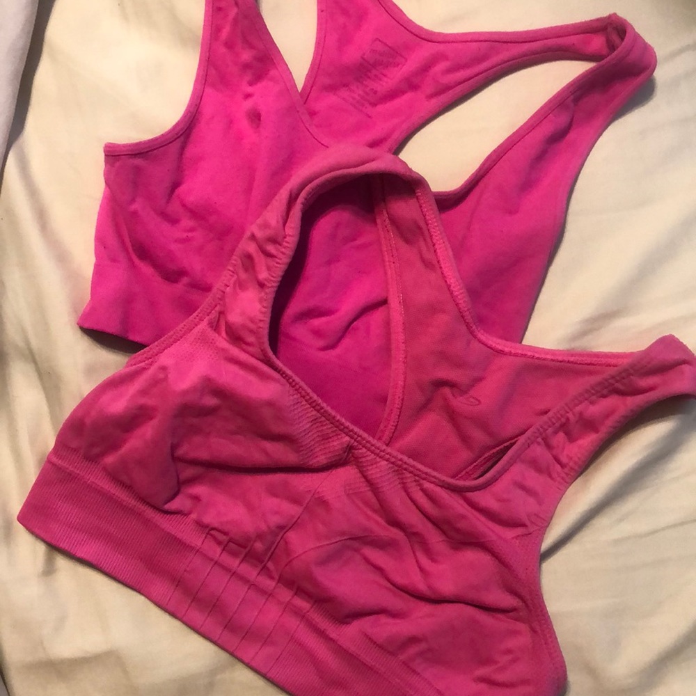 Sports bra